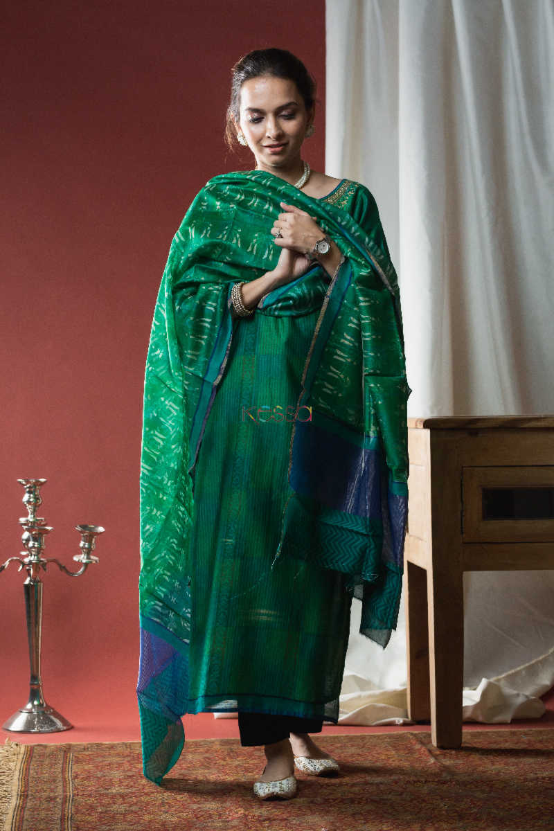 Image for Kusvaa Kuoj128 Green Pea Chanderi Kurta Dupatta Set Front
