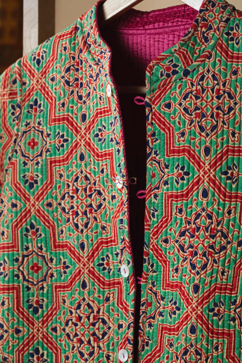 Image for Kusvaa Sjf23 Pink And Green Full Sleeves Jacket Closeup 3