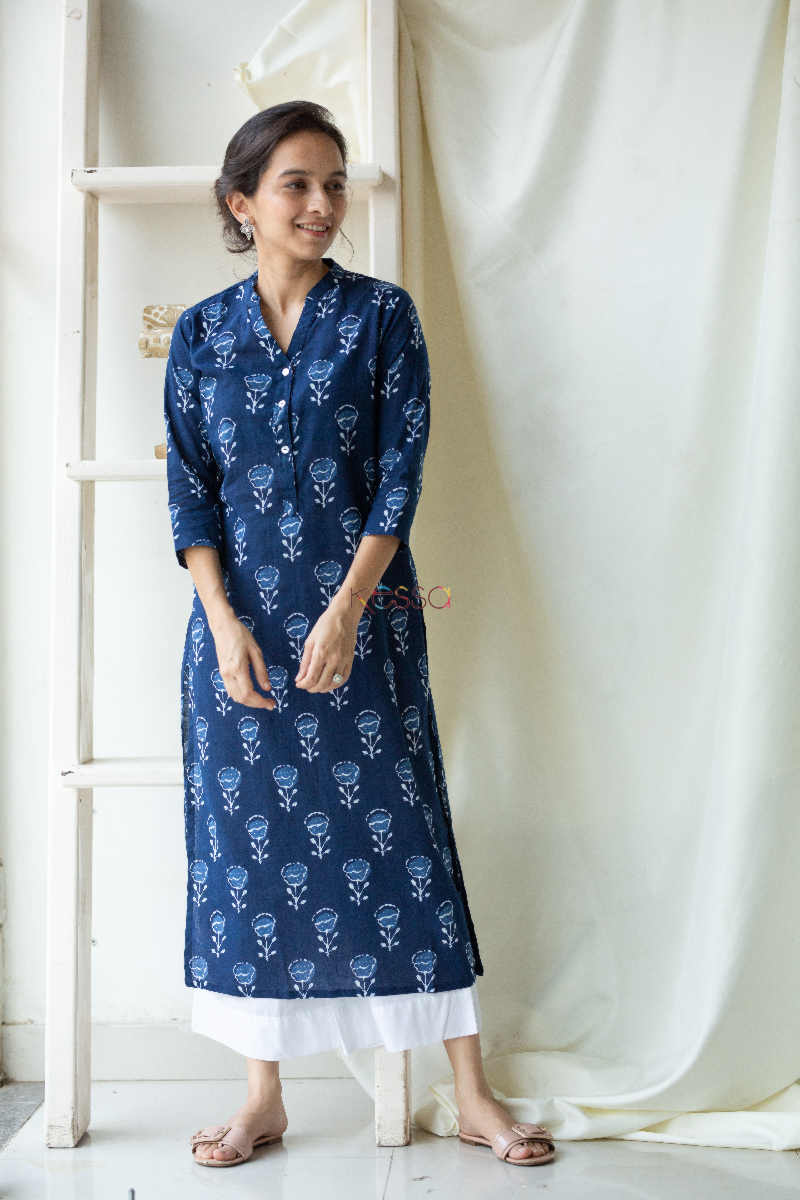 Image for Kusvaa Taf34 Chambray Blue Regular Wear Kurta Front 1