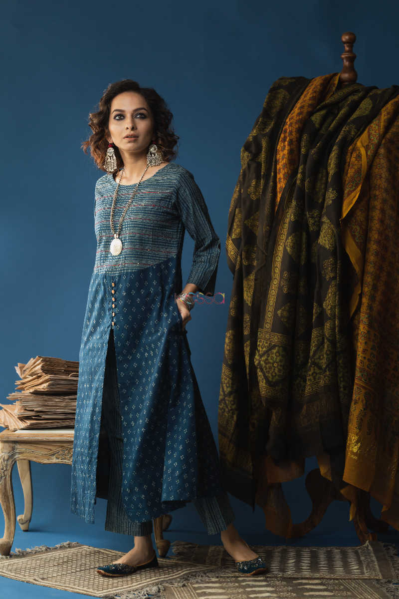 Image for Kusvaa Wsr128a Nandor Indigo A Line Kurta Pant Set Look