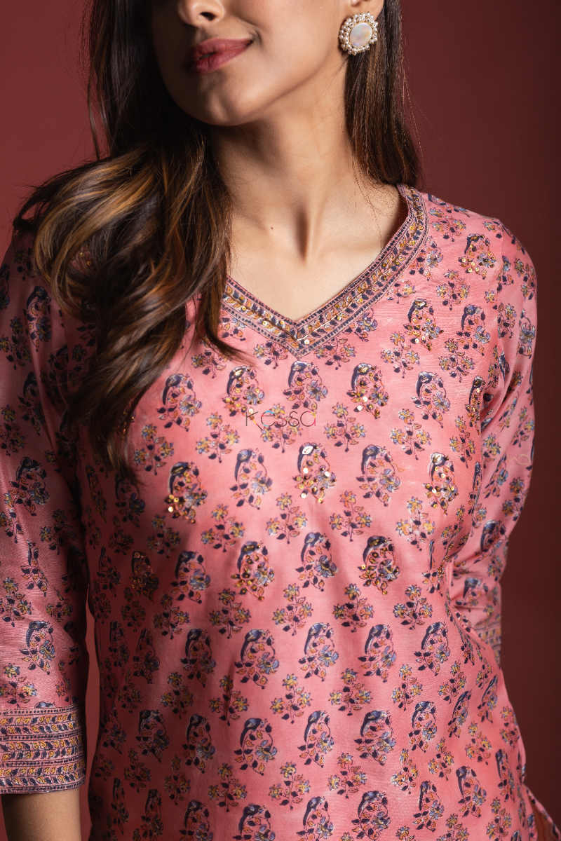 Image for Kusvaa Wsr143 Petite Orchid Chanderi Block Print Kurta Closeup