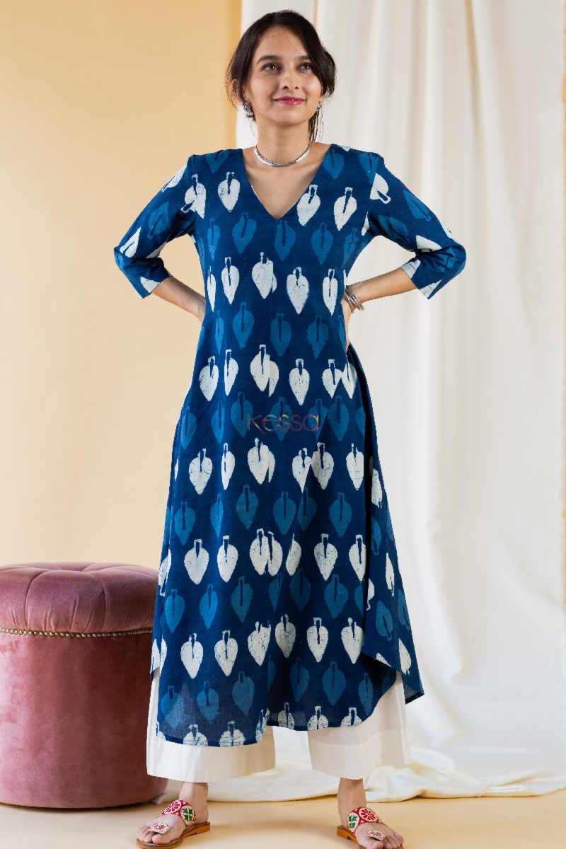 Image for Kusvaa Aep07 Midnight Blue Regular Kurta Featured