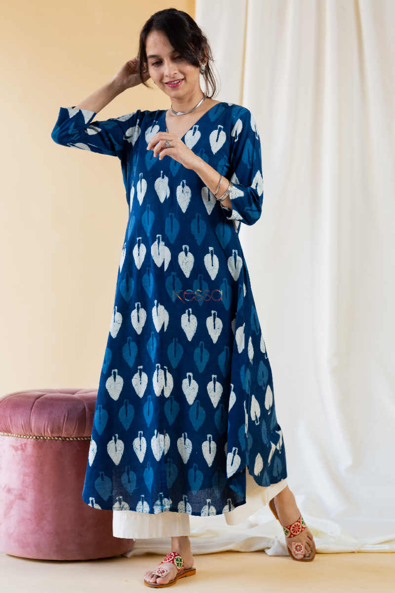 Image for Kusvaa Aep07 Midnight Blue Regular Kurta Front 1