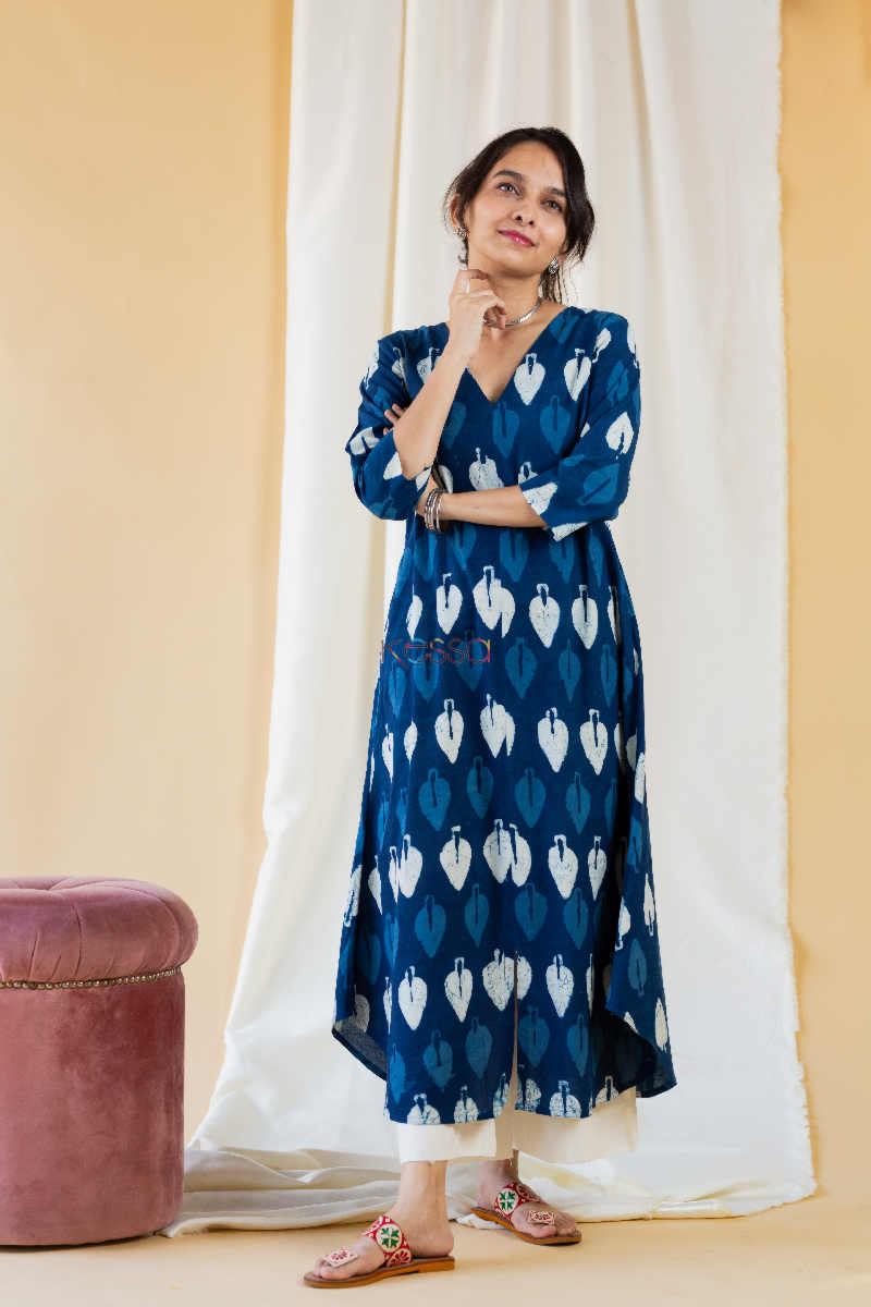 Image for Kusvaa Aep07 Midnight Blue Regular Kurta Front