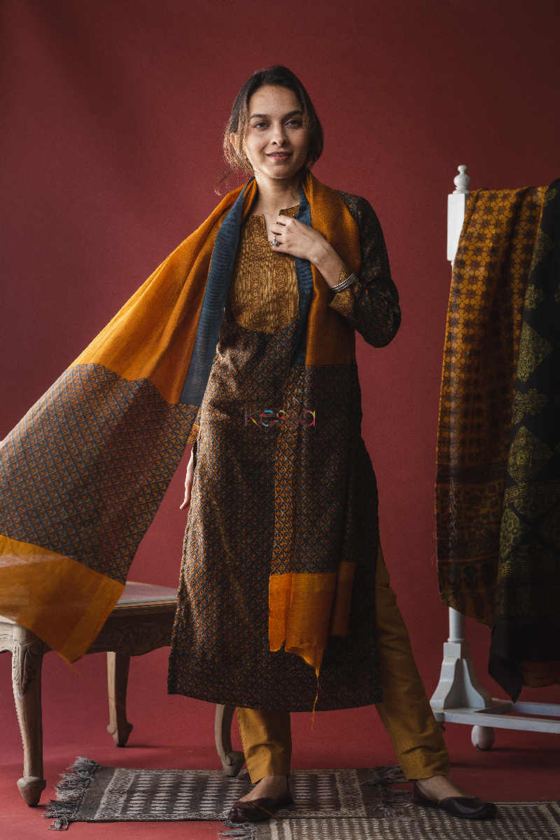Image for Kusvaa Kuoj134 Korma Brown Tussar Kurta Dupatta Set Front