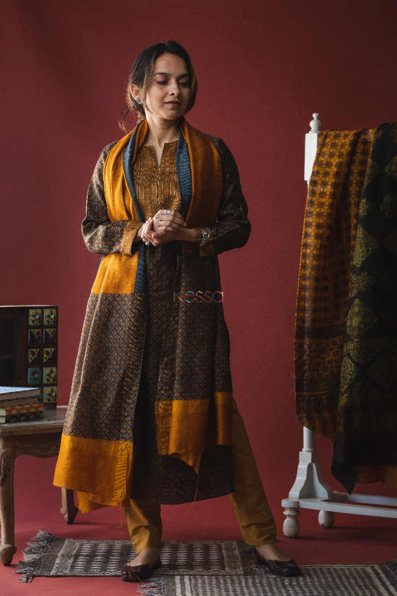 Image for Kusvaa Kuoj134 Korma Brown Tussar Kurta Dupatta Set Look