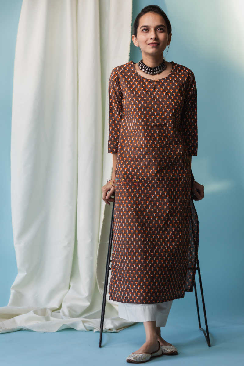 Image for Kusvaa Taf37 Congo Brown Regular Kurta Featured 1