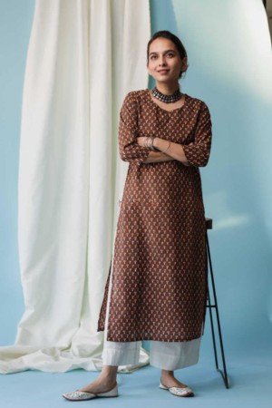 Image for Kusvaa Taf37 Congo Brown Regular Kurta Front 1