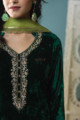 Image for Kusvaa Ve07 Green Pea Velvet Kurta Pant With Dupatta Closeup