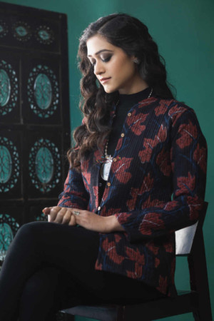 Image for Kusvaa Vjf04 Cocoa Bean Maroon And Blue Double Side Full Sleeves Jacket Featured