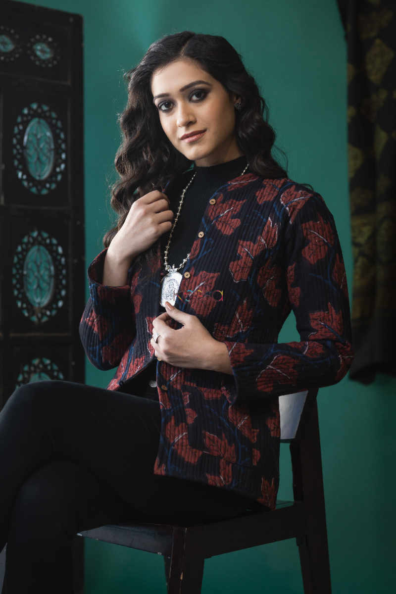 Image for Kusvaa Vjf04 Cocoa Bean Maroon And Blue Double Side Full Sleeves Jacket Front