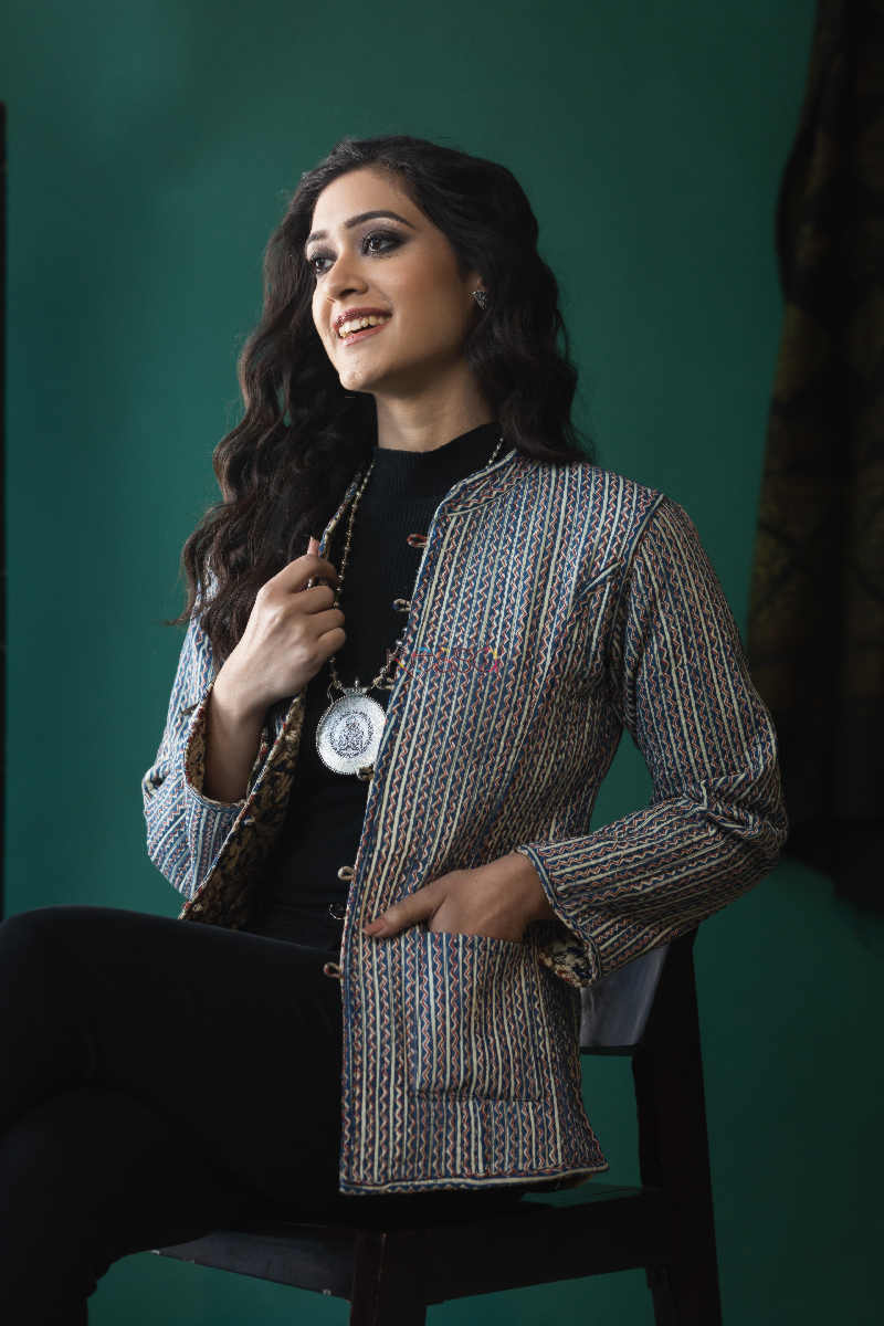 Image for Kusvaa Vjf05 Gray Olive Double Side Full Sleeves Jacket 1 Sitting 1