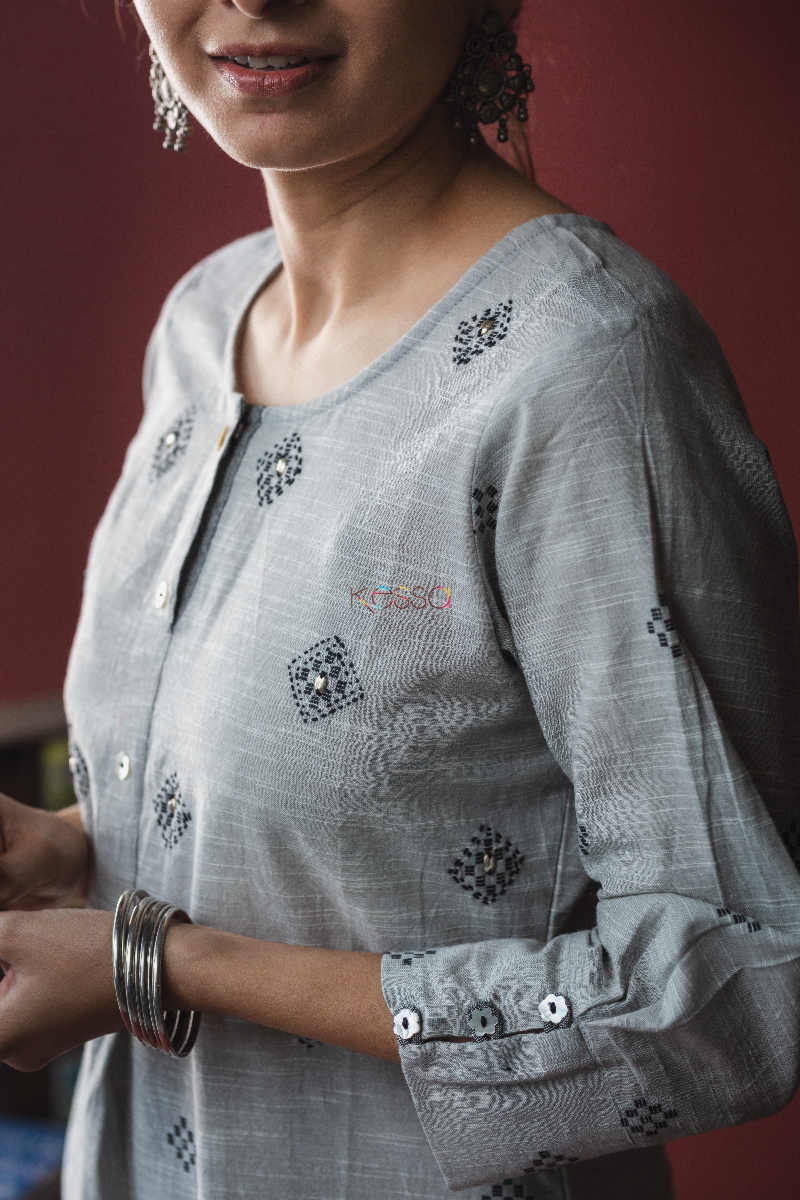 Image for Kusvaa Ws608 Black And Grey South Cotton Kurta Pant Set Closeup