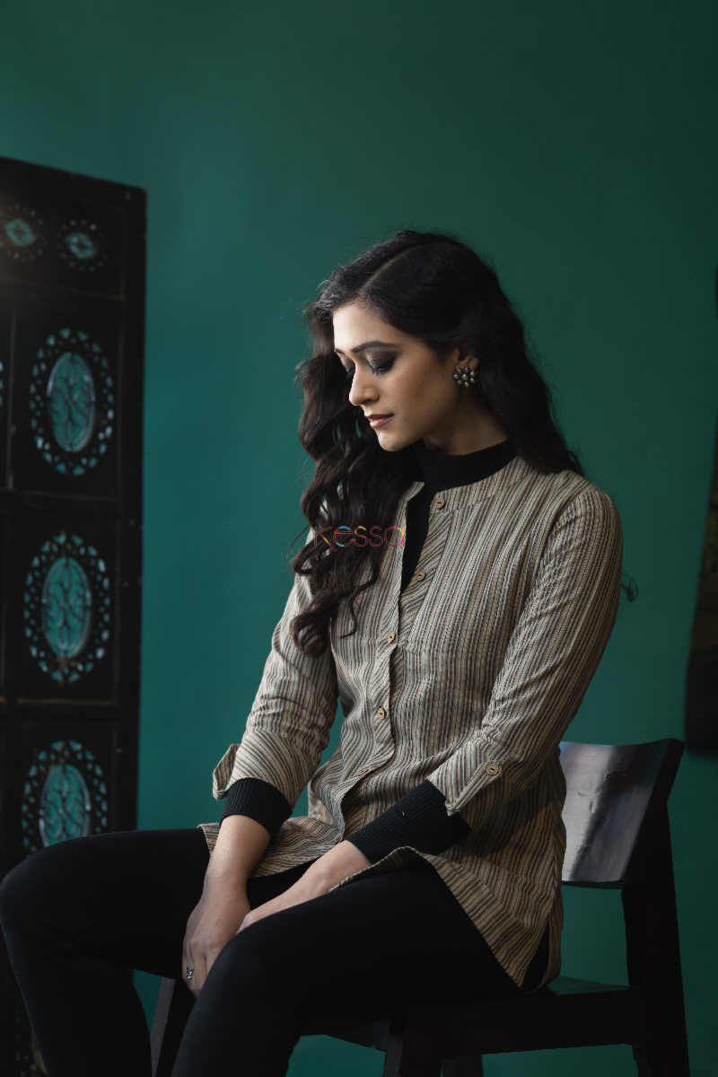 Image for Kusvaa Ws619 Taupe Grey Short Kurti Look