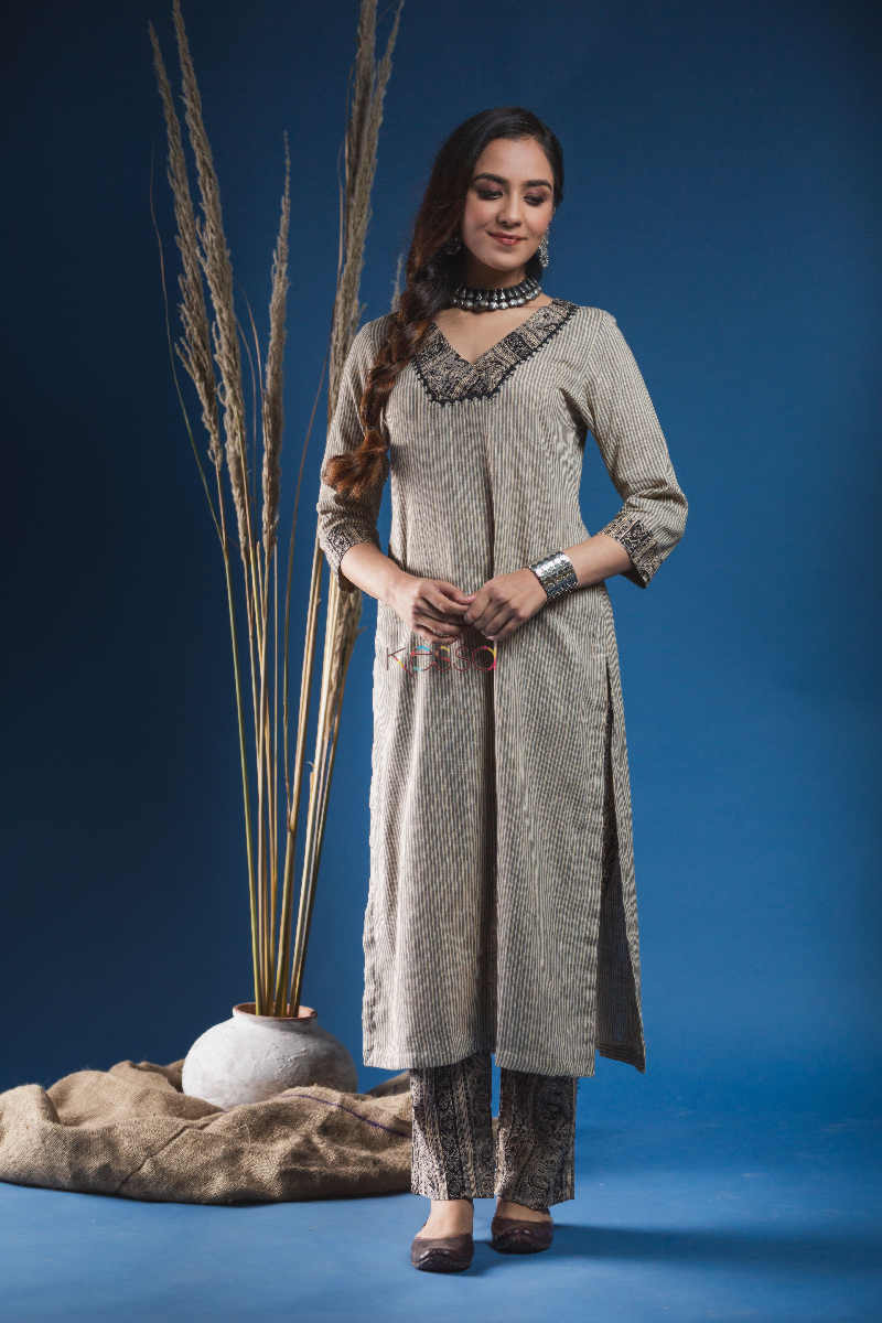 Image for Kusvaa Avdaf16 Woodsmoke Kurta Pants Set Featured