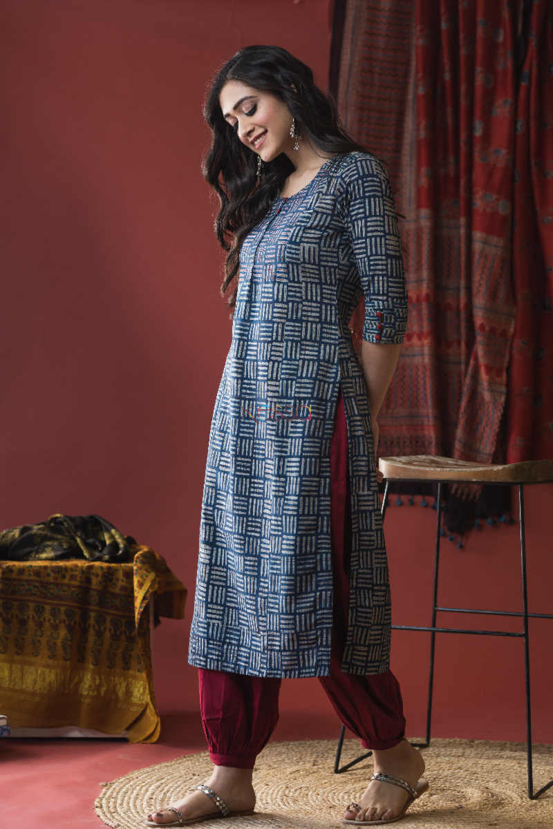 Image for Kusvaa Vcr02 Mirage Blue Bagru Regular Wear Kurta Side