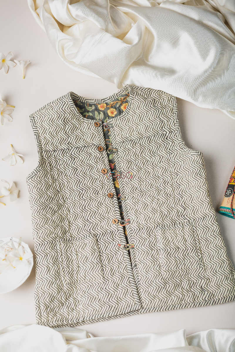 Image for Kusvaa Vj04 Corduroy Flower Print Kids Jacket Front