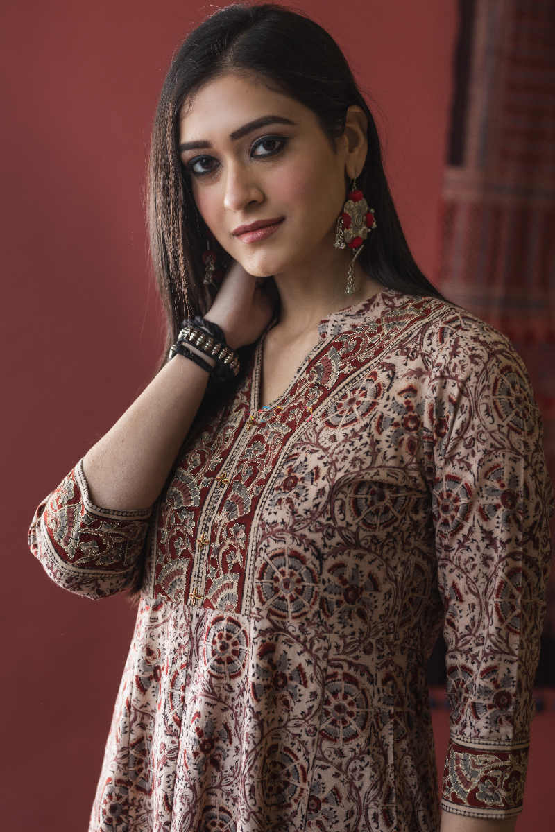 Image for Kusvaa Ws621 Brown Derby Kalamkari Kurta Look 1