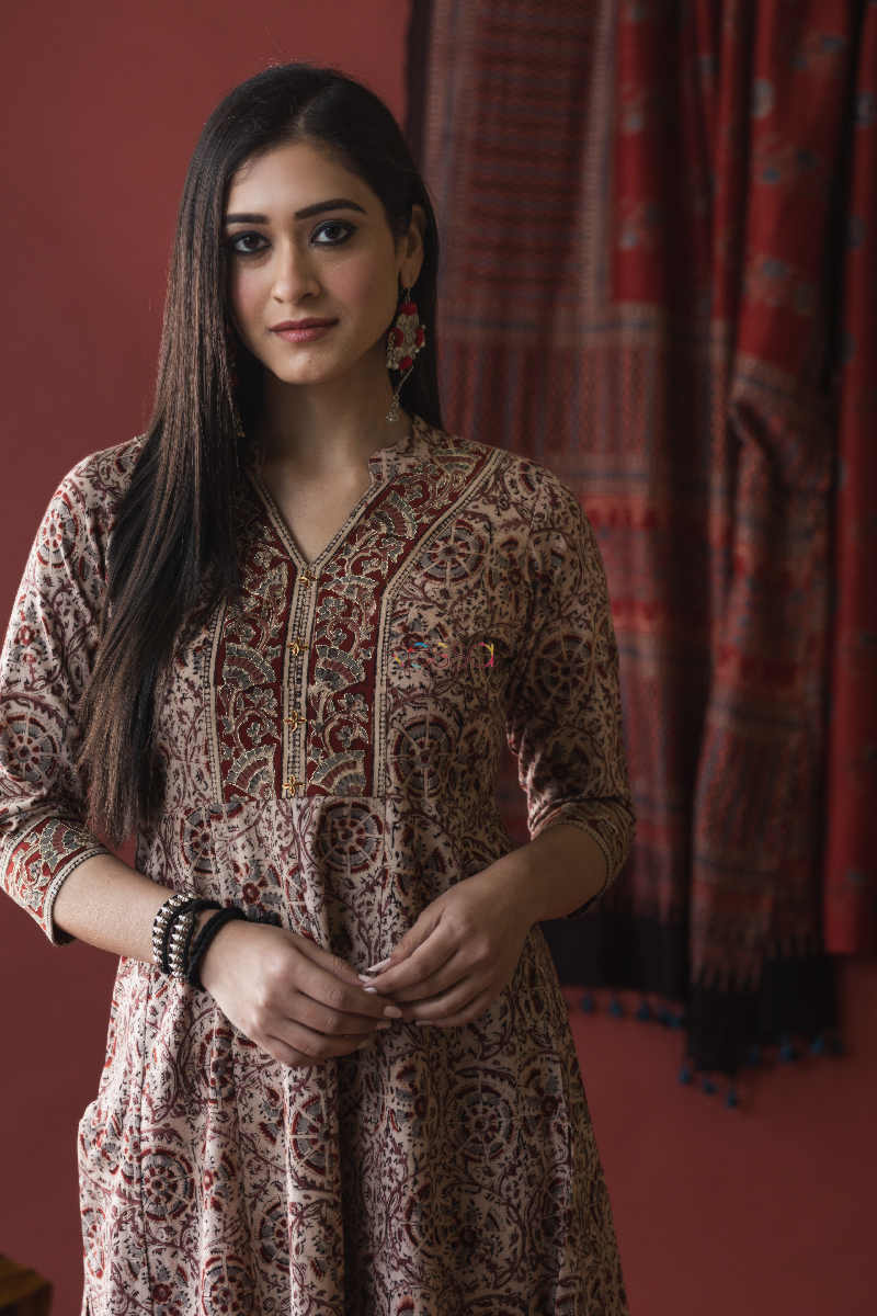 Image for Kusvaa Ws621 Brown Derby Kalamkari Kurta Up