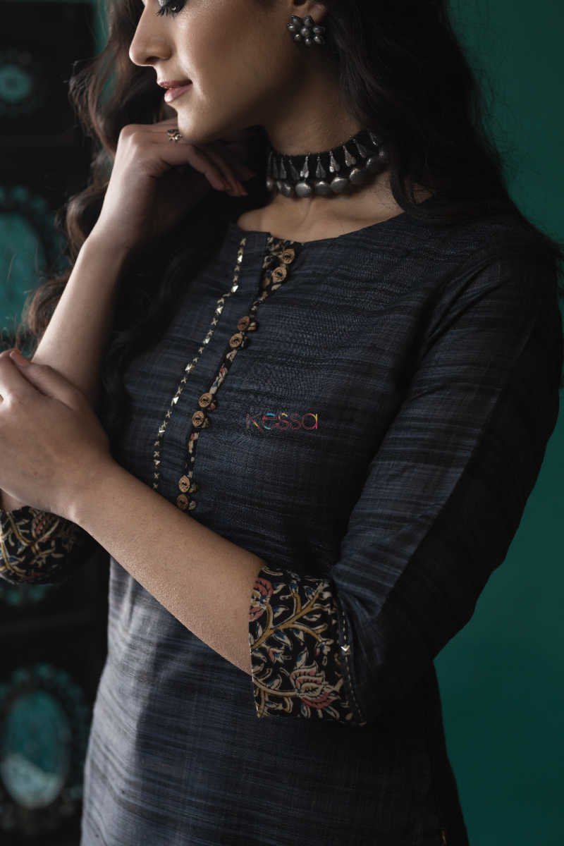 Image for Kusvaa Ws623 Black Bean Kochi Silk Kurta Closeup