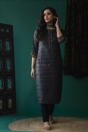 Image for Kusvaa Ws623 Black Bean Kochi Silk Kurta Featured