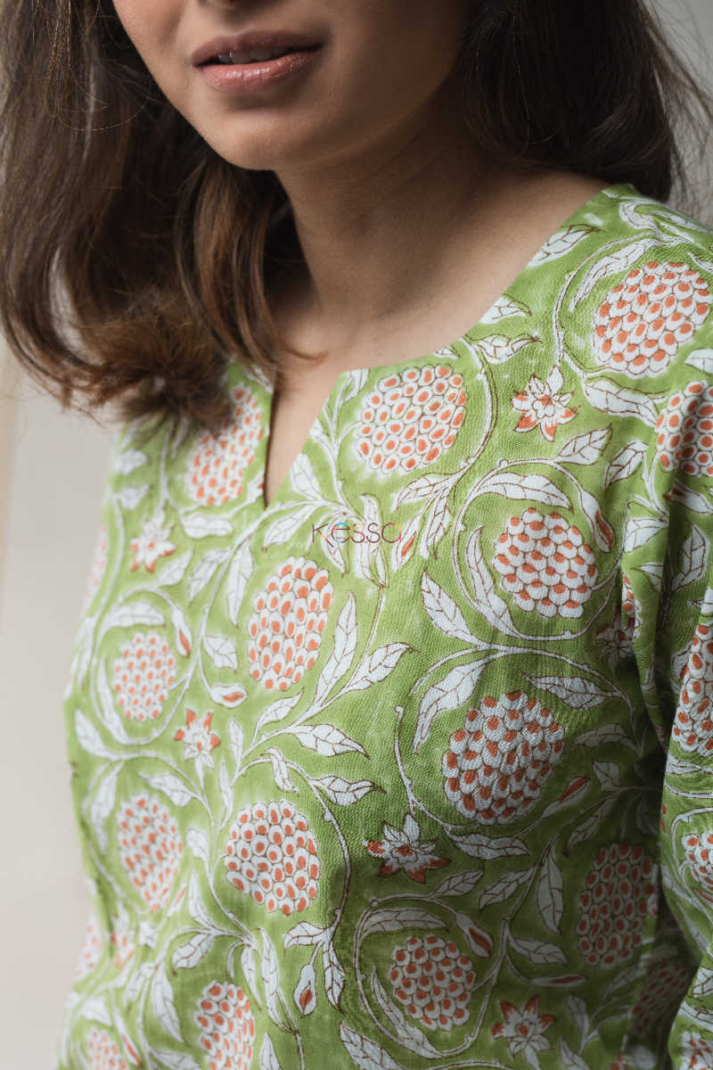 Image for Kusvaa De31 Green Smoke Jammies Set Closeup