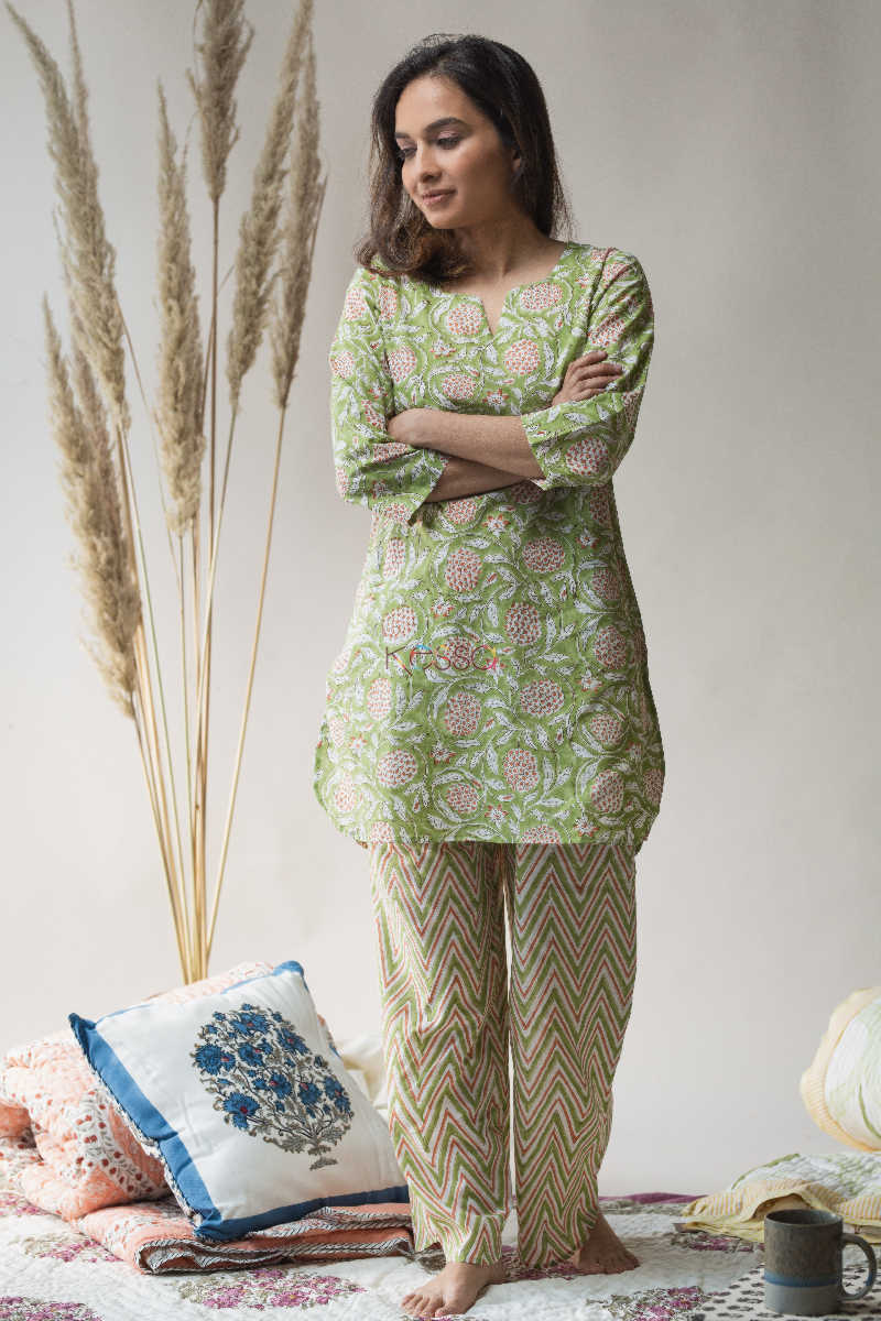 Image for Kusvaa De31 Green Smoke Jammies Set Look