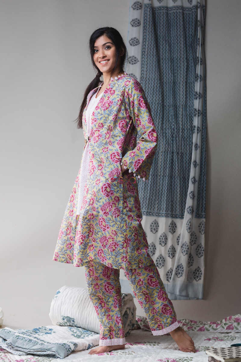 Image for Kusvaa De41 Mongoose Block Print Cape Jammies Set Side