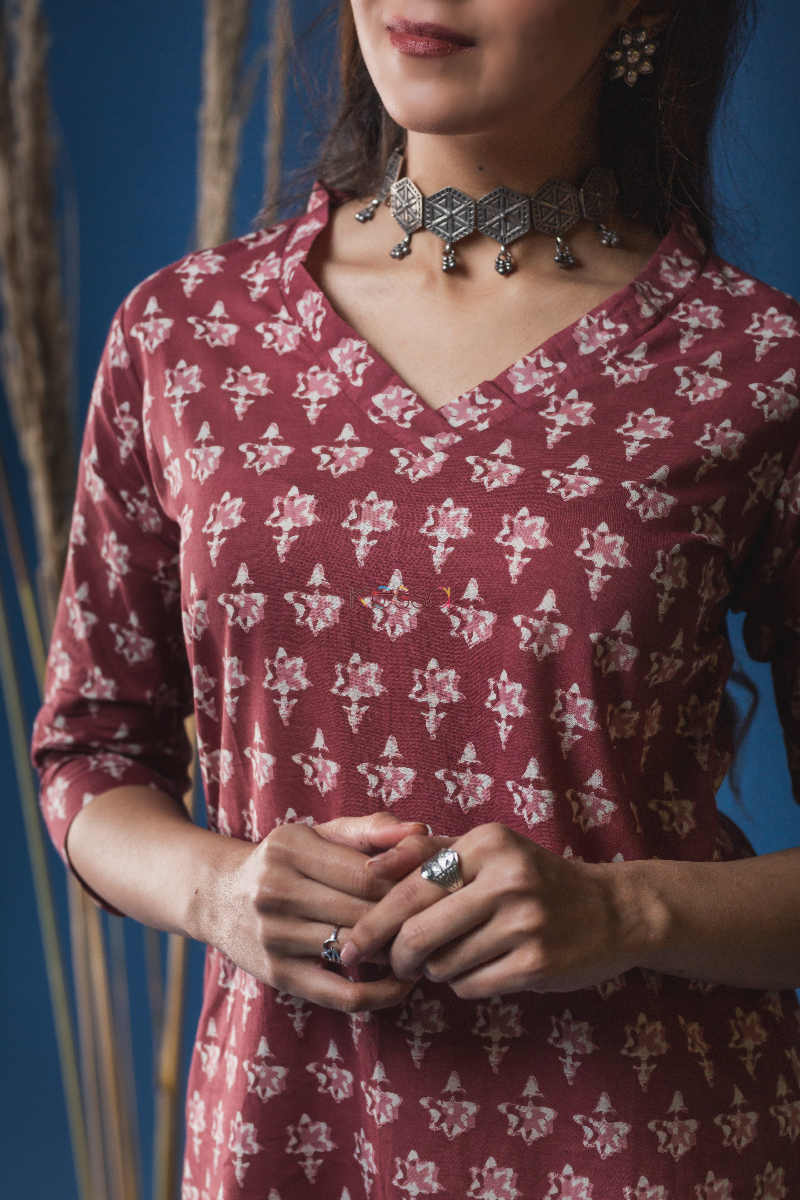 Image for Kusvaa Taf46 Cocoa Bean Regular Wear Straight Fit Kurta Closeup