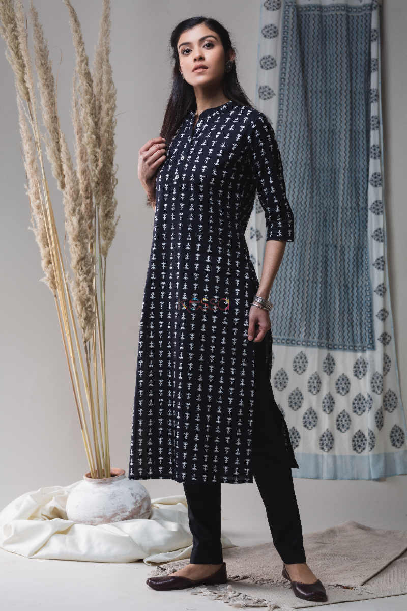 Image for Kusvaa Vcr13 Black Regular Straight Kurta Look