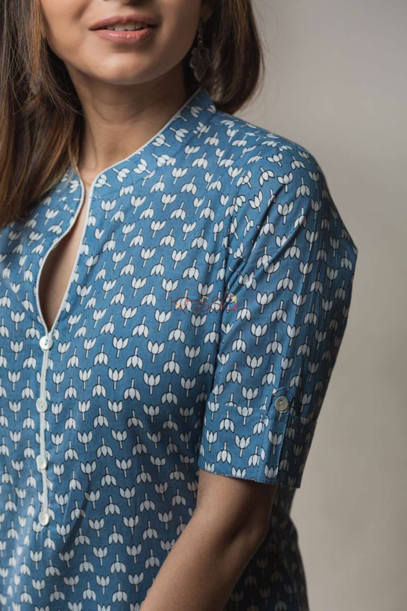 Image for Kusvaa Vcr17 Smalt Blue Regular Wear Kurta Closeup