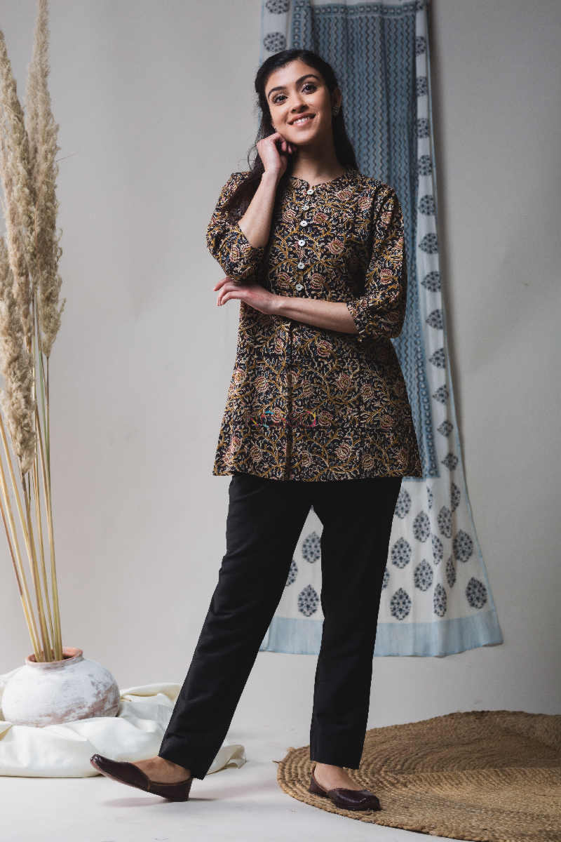 Image for Kusvaa Ws625 Kalamkari Black Short Kurti Full