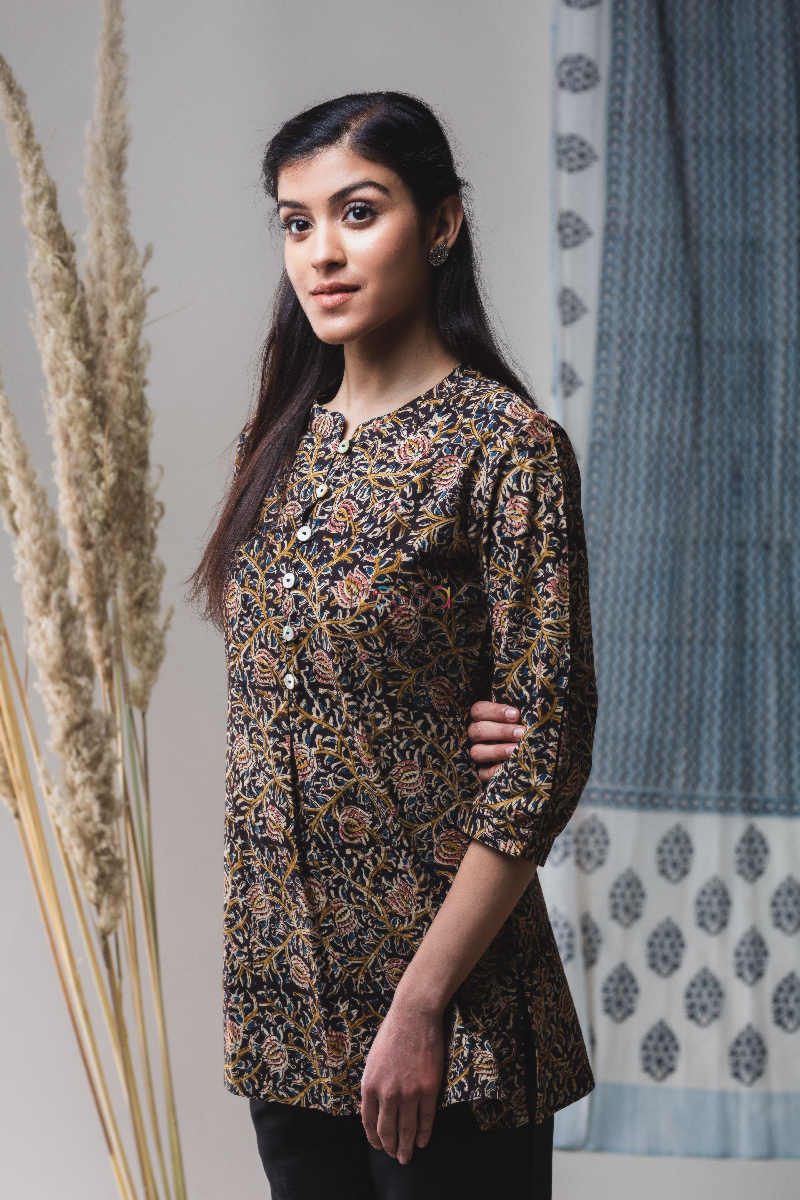 Image for Kusvaa Ws625 Kalamkari Black Short Kurti Top