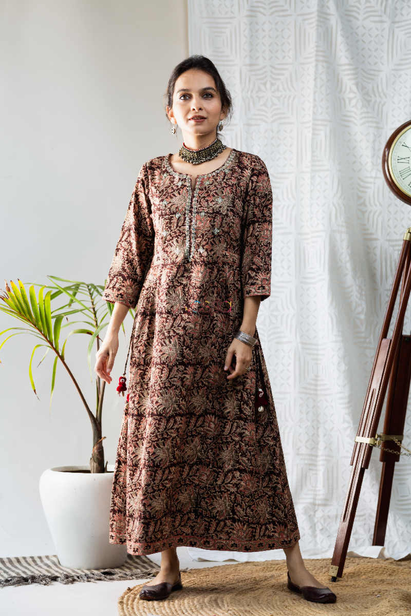 Image for Kusvaa Ws632 Cocoa Bean Kalamkari Dress 1 Featured