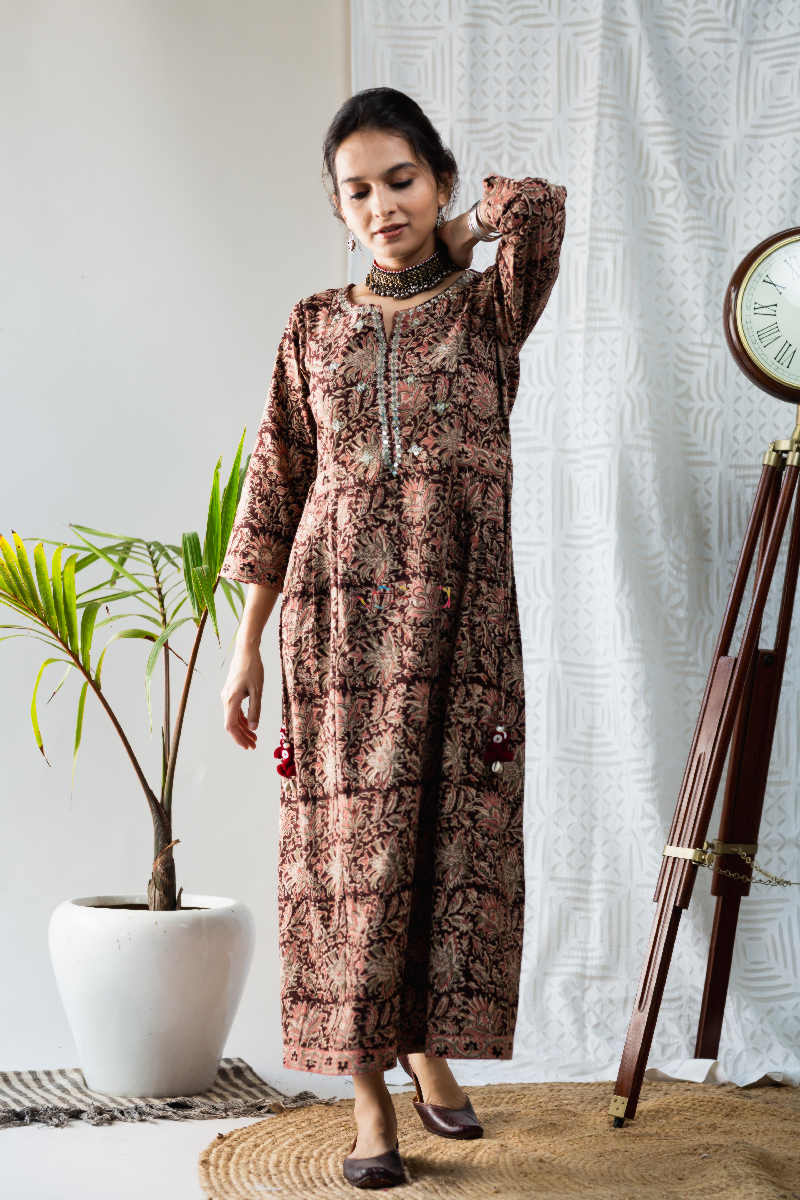 Image for Kusvaa Ws632 Cocoa Bean Kalamkari Dress 1 Look