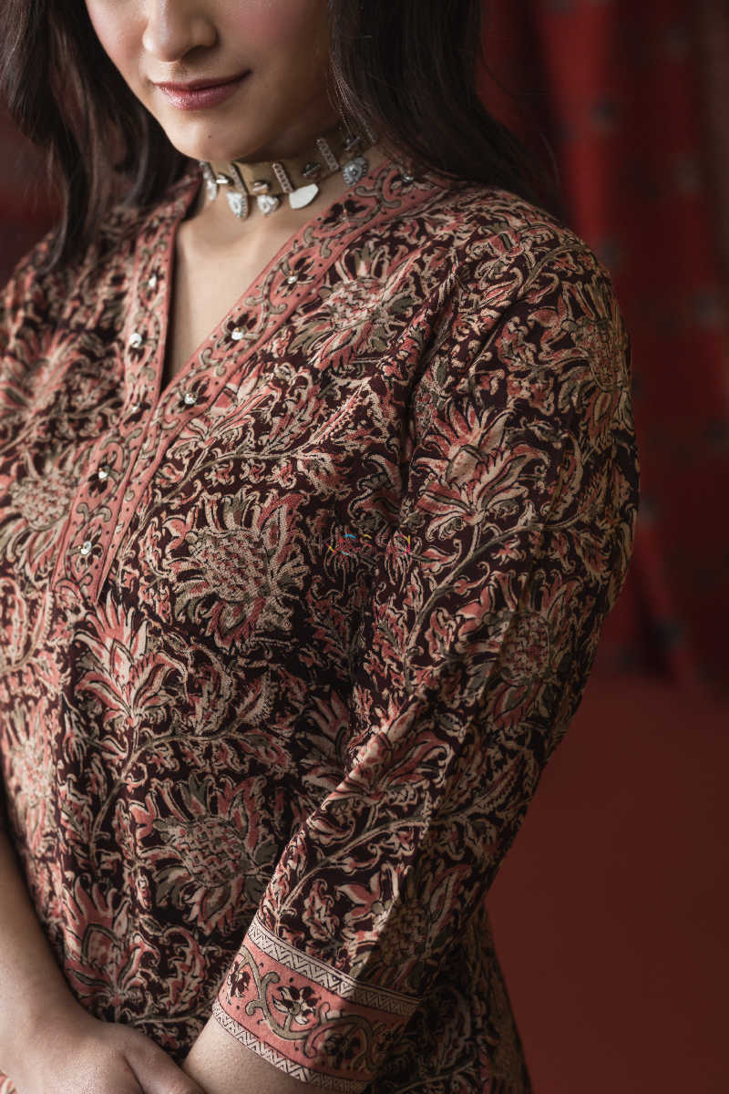 Image for Kusvaa Ws633 English Walnut Short Kalamkari Kurti Sleeves