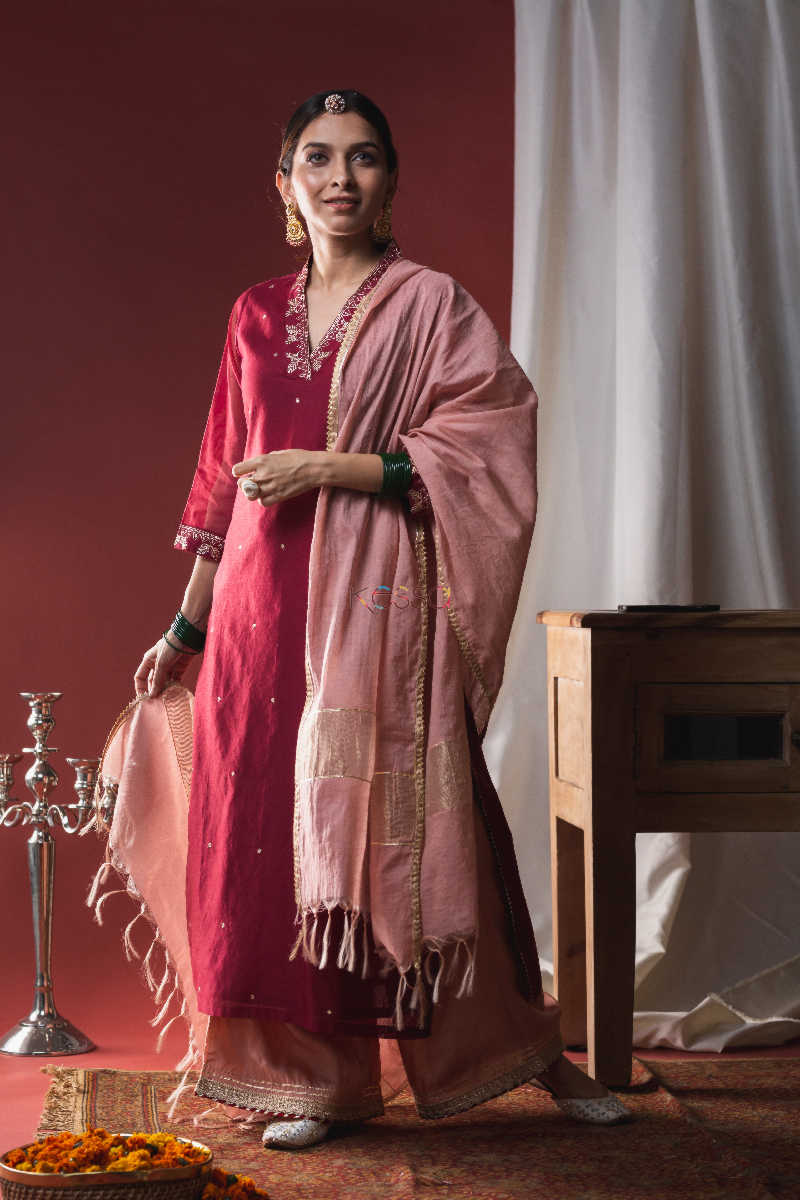 Image for Kusvaa Ws634 Persian Plum Red Upada Silk Complete Set Look