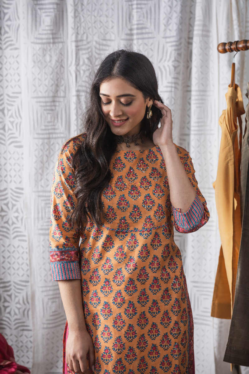 Image for Kusvaa Wsr156 Apricot Handblock Print Kurta Front