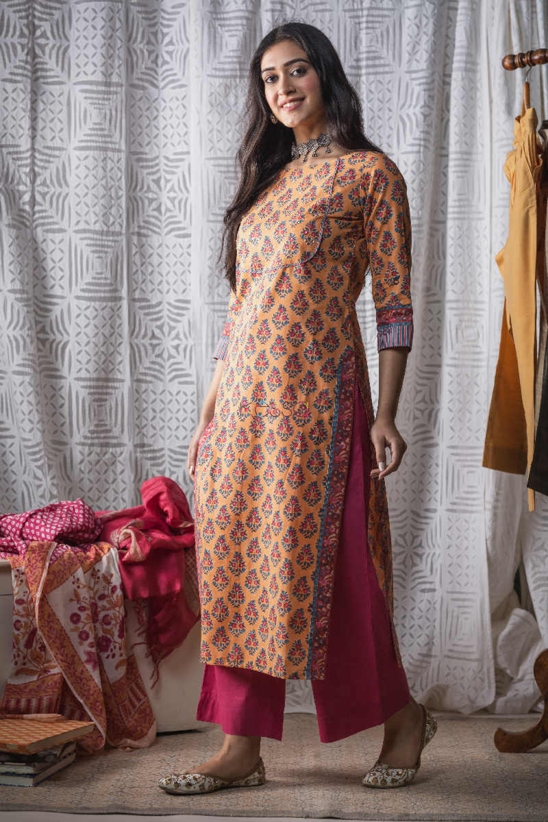 Image for Kusvaa Wsr156 Apricot Handblock Print Kurta Side