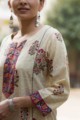 Image for Kusvaa Wsr162 Mongoose Handblock Print Kurta Closeup