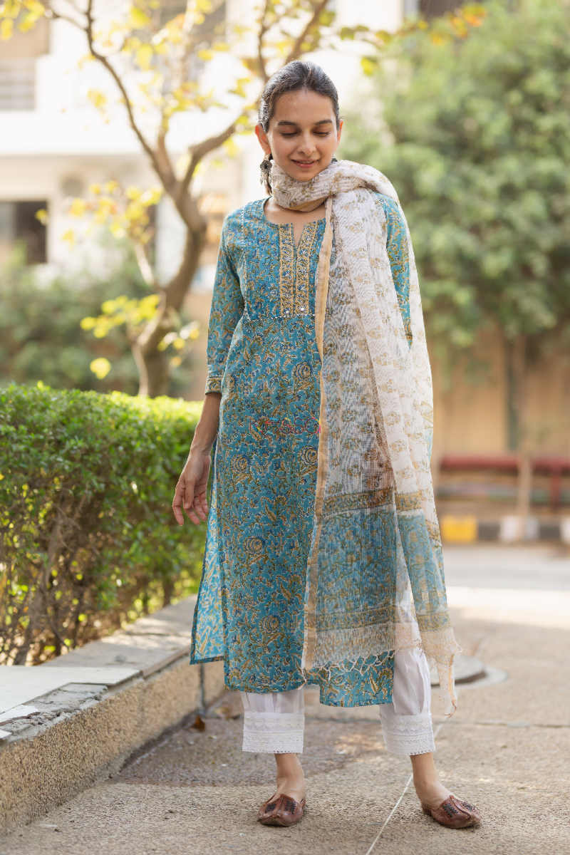 Image for Kusvaa Vcr18 Steel Blue Kurta And Kota Doria Dupatta Set Front