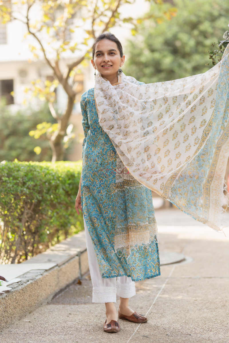 Image for Kusvaa Vcr18 Steel Blue Kurta And Kota Doria Dupatta Set Look 1