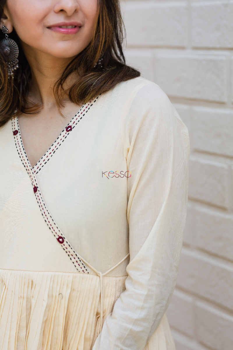 Image for Kusvaa Ws652 Mukta Voil Dress With Hand Kantha And Mirror Work 1 Closeup