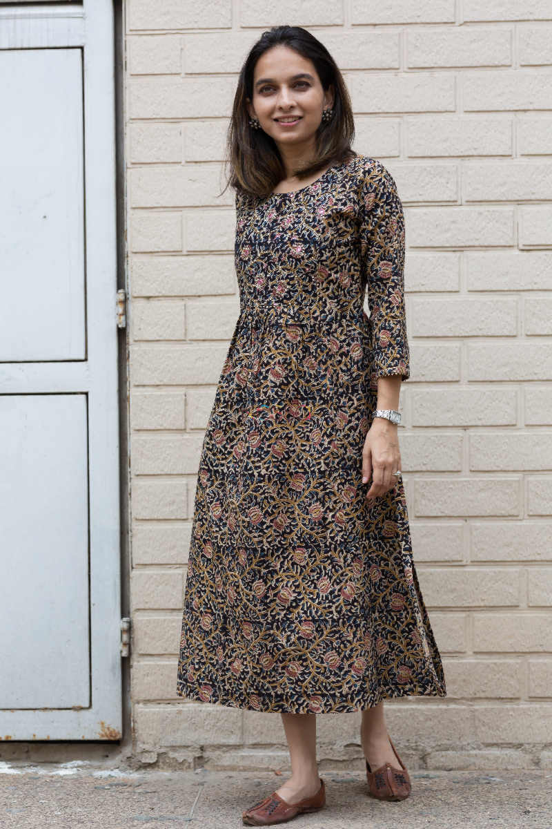Image for Kusvaa Ws662 Cinder Black Kalamkari A Line Kurta 1 Side