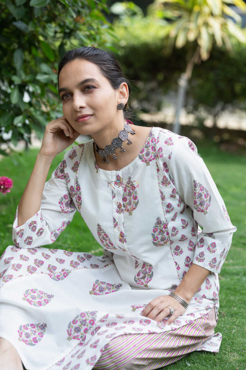 Image for Kusvaa Wsr169 Gulbahari Hand Block Printed Kurta With Pants Set 1 Featured