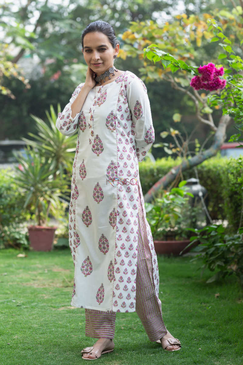 Image for Kusvaa Wsr169 Gulbahari Hand Block Printed Kurta With Pants Set 1 Side