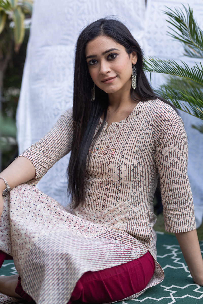 Image for Kusvaa Wsr171 Praval Cotton Hand Block Print A Line Kurta Sitting