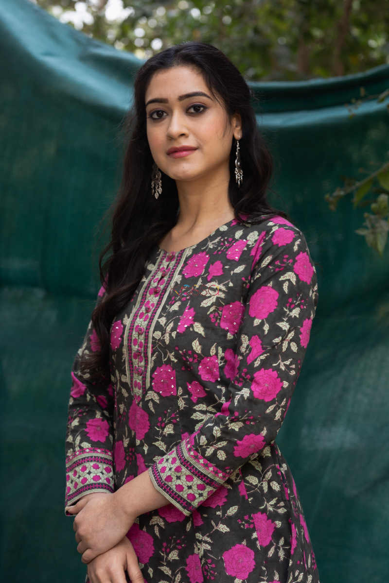 Image for Kusvaa Wsr172 Lunar Green Gulzar Block Print Kali Kurta Look