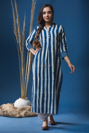 Image for Kusvaa Wsr173 Dharayein Kurta With Indigo Block Print Featured