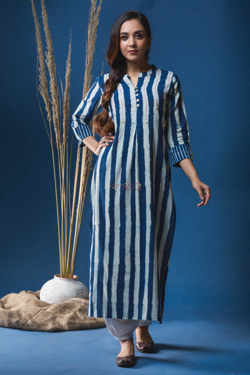 Image for Kusvaa Wsr173 Dharayein Kurta With Indigo Block Print Featured